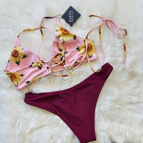 Zaful Sunflower and Maroon Cheeky Bikini Sz 8 New - Picture 2 of 5